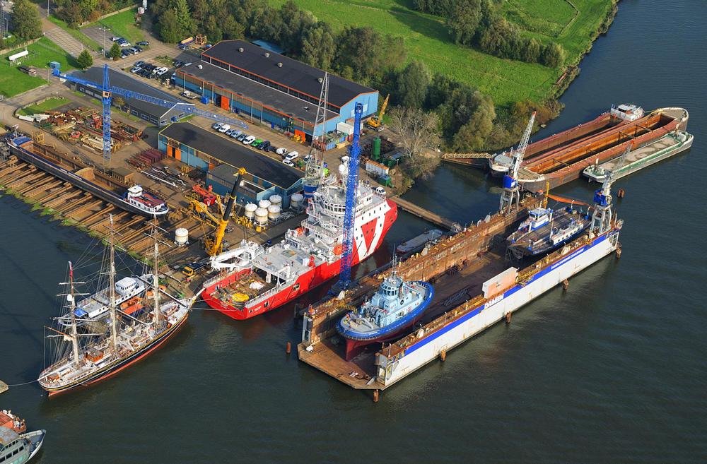Second Vroon W2W vessel completes modifications and outfitting at Damen Shiprepair Oranjewerf